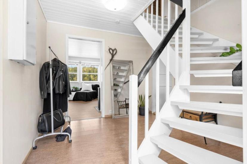 Sjarmerende Familievennlig Hus Med 2 Soverom Kristiansand Esterno foto