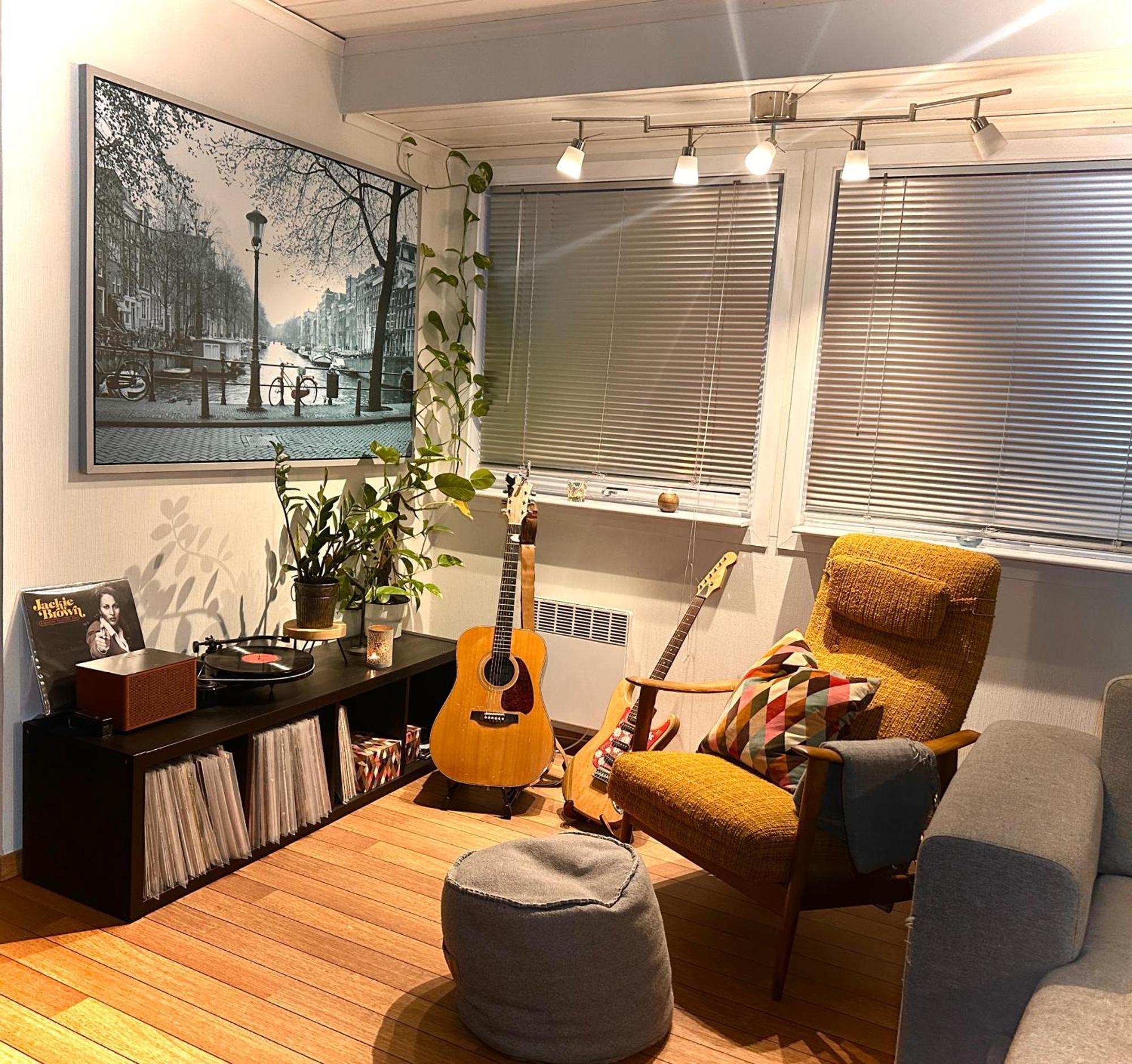 Sjarmerende Familievennlig Hus Med 2 Soverom Kristiansand Esterno foto